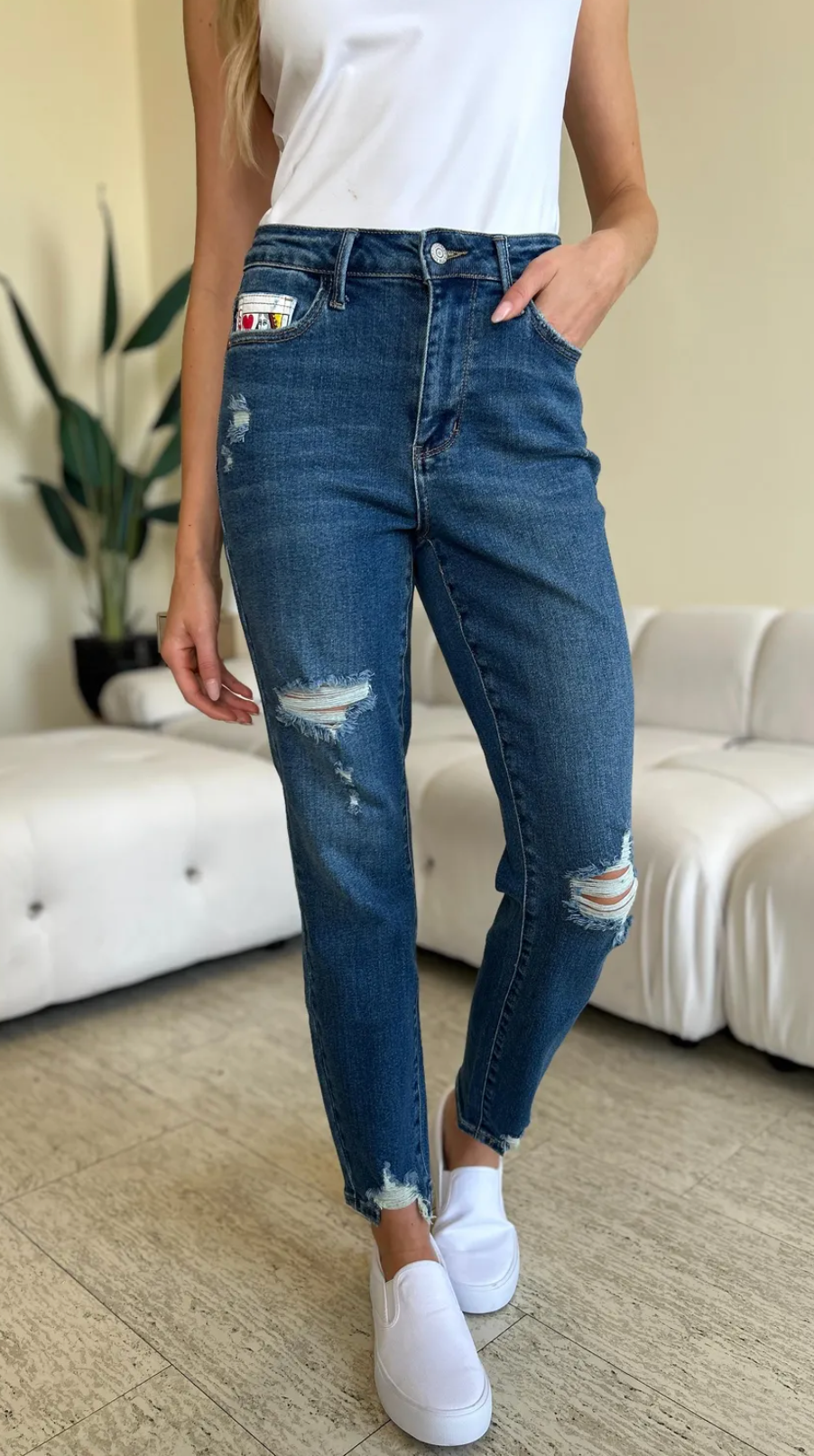 Lucky Strike Judy Blue Full Size Distressed Boyfriend Fit Jeans